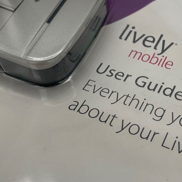 GreatCall Lively Mobile 5STAR3 Medical Alert Device - Urgent Response - Picture 3 of 6